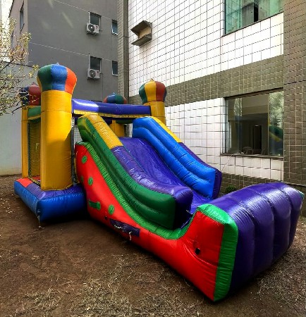 Aluguel l de Castelo Multi-Atividades para festa infantil em Belo Horizonte