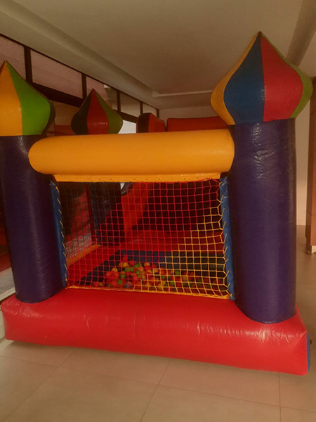 Aluguel de Mini Tobogã com Piscina de Bolinhas em Belo Horizonte