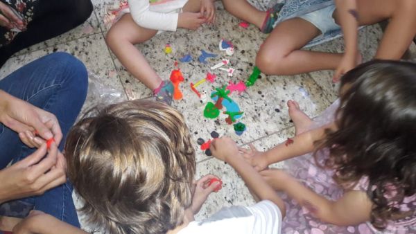 Diversão com massinha para eventos em BH